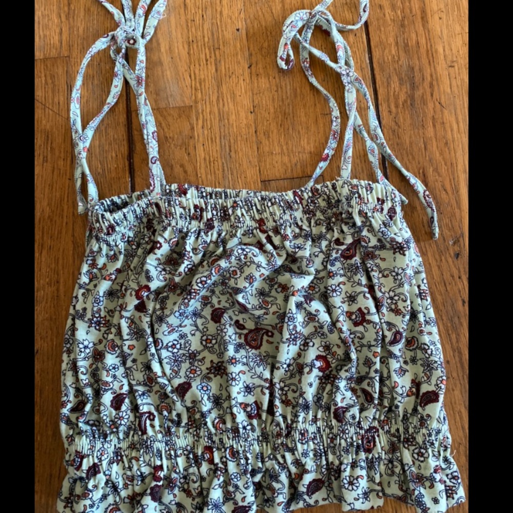 Sky and Sparrow Floral Crop Top